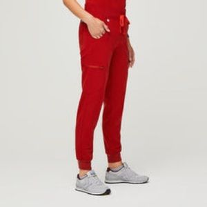 FIGS women's Winning Red Zamora - Petite Jogger Scrub Pants - M/P - Winning Red